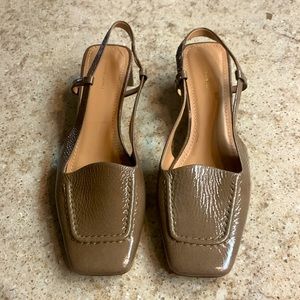 NWOT Mansur Gavriel Primrose Slingback  Pump In Taupe Size 8 (38)